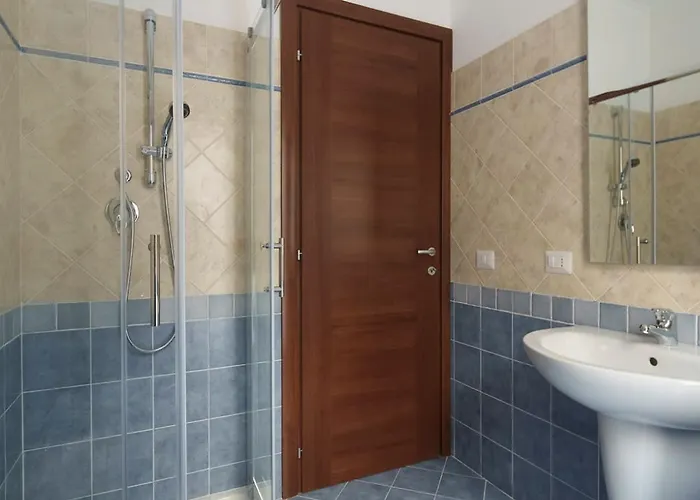 Appartement Stylish 2-bedroom Getaway, Luxurious & Conveniently Located To Experience The Pulse Of The