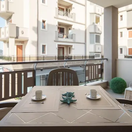 شقة Stylish 2-bedroom Getaway, Luxurious & Conveniently Located To Experience The Pulse Of The مونتريال