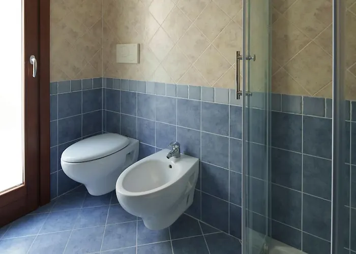 Stylish 2-bedroom Getaway, Luxurious & Conveniently Located To Experience The Pulse Of The * Montréal